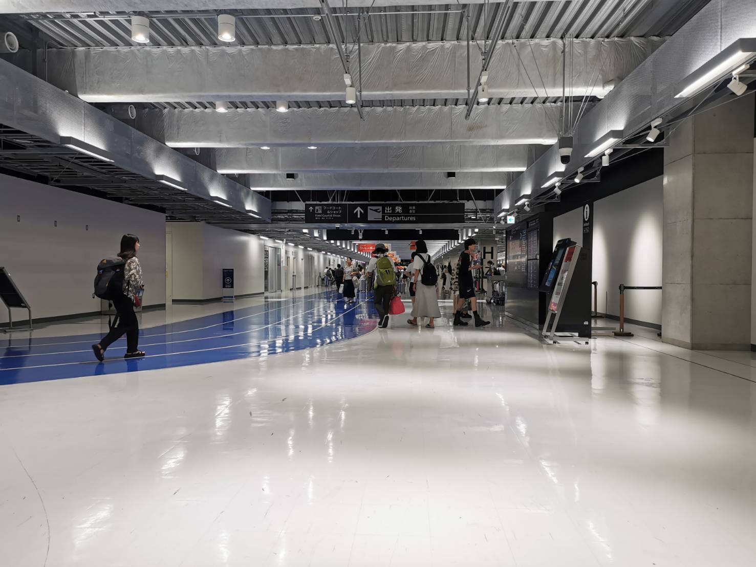 開発に丸1年。機内持ち込みサイズから5泊まで対応！ 拡張型ソフト